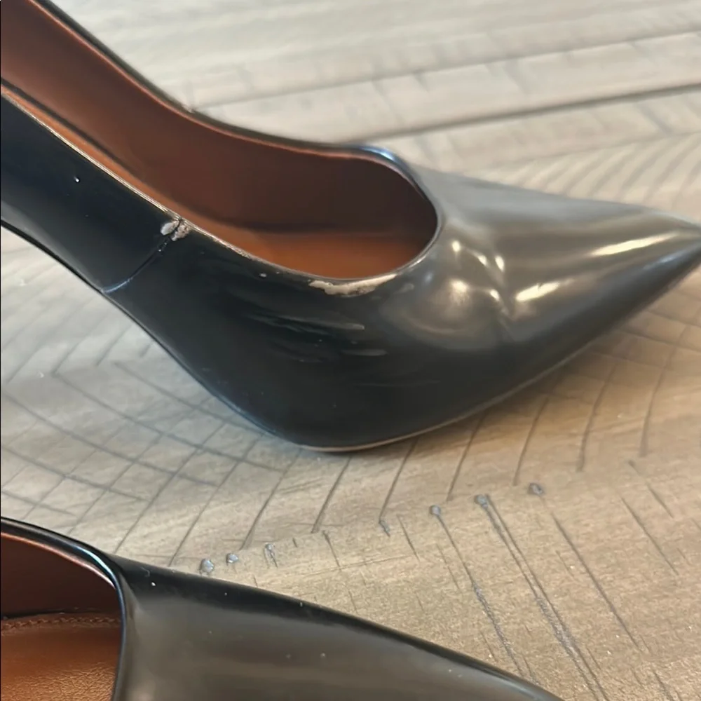 Christian Siriano Black Heels with Stiletto Design and Pointed Toe Pumps - Picture 9 of 10